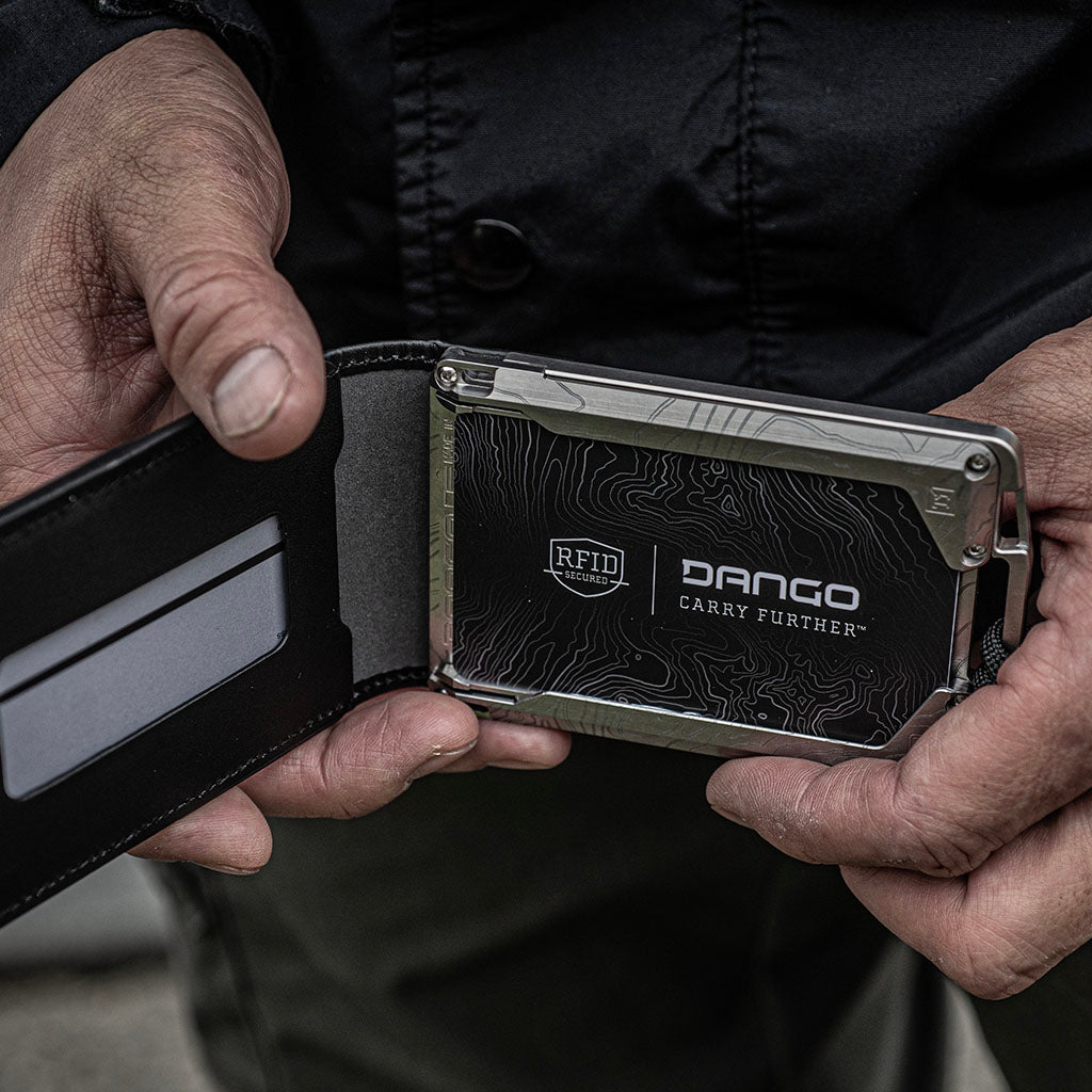 M1 LITE TITANIUM RAIL WALLET - BIFOLD POCKET DangoProducts